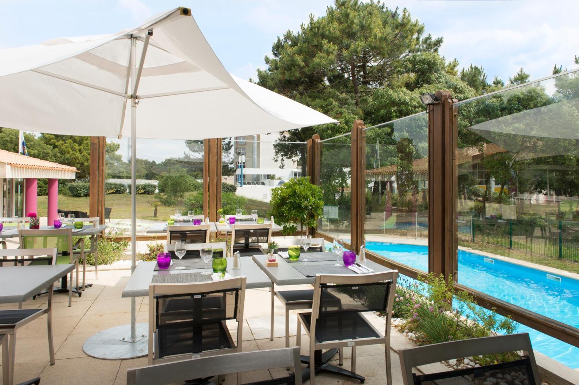 סן ז'אן דה מון Hotel Valdys Thalasso & Spa - Les Pins מראה חיצוני תמונה
